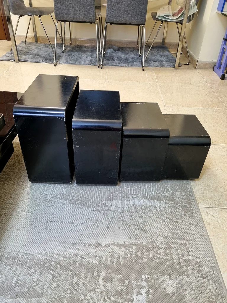 Black wall decor62929654133635111