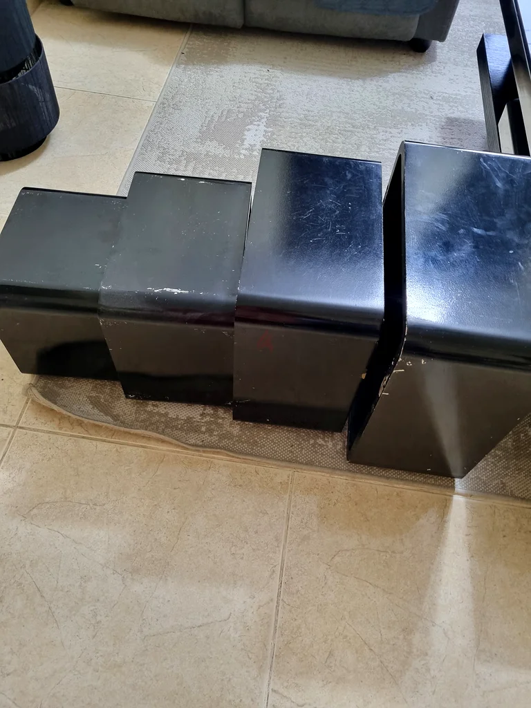 Black wall decor62929654133635112