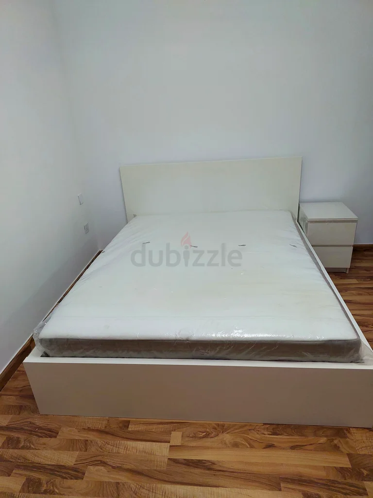 Ikea malm bed with mattress628638254840341118
