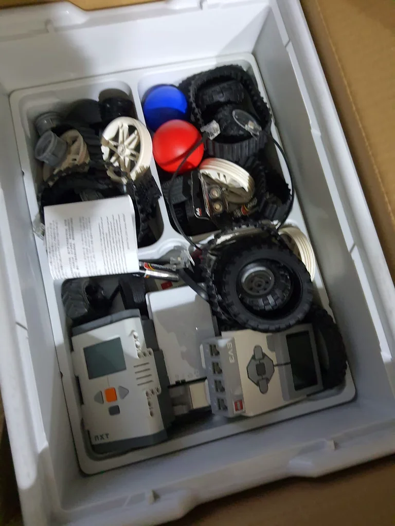 Lego mindstorm ev3 and next263205361635202112
