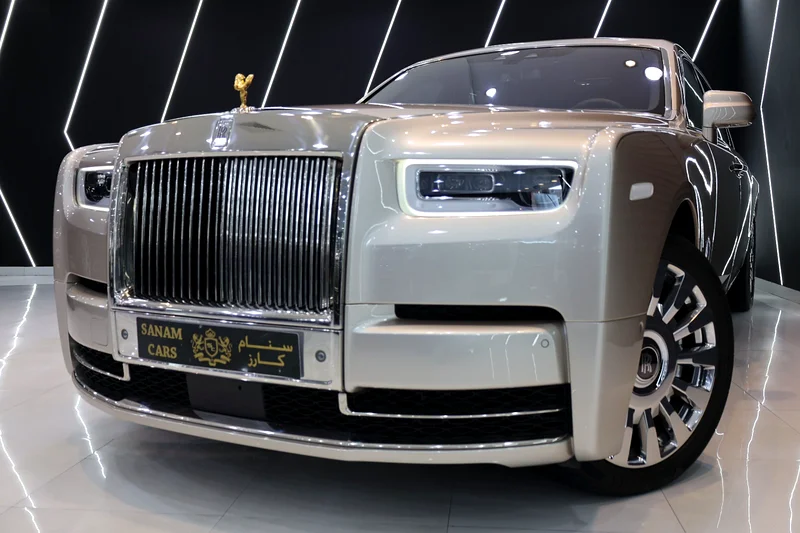 Phantom EWB 2022, CASCADE OF STEEL EDITION, Bespoke Audio, Rear VIP Seats, Dealer Warranty N Service63173844379394111