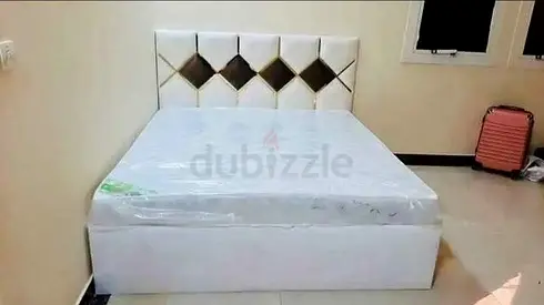 New Queen size 150x190 bed and mattress for sale