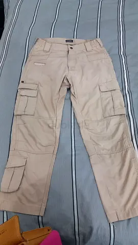 Beige cloth pants with pockets, size 32