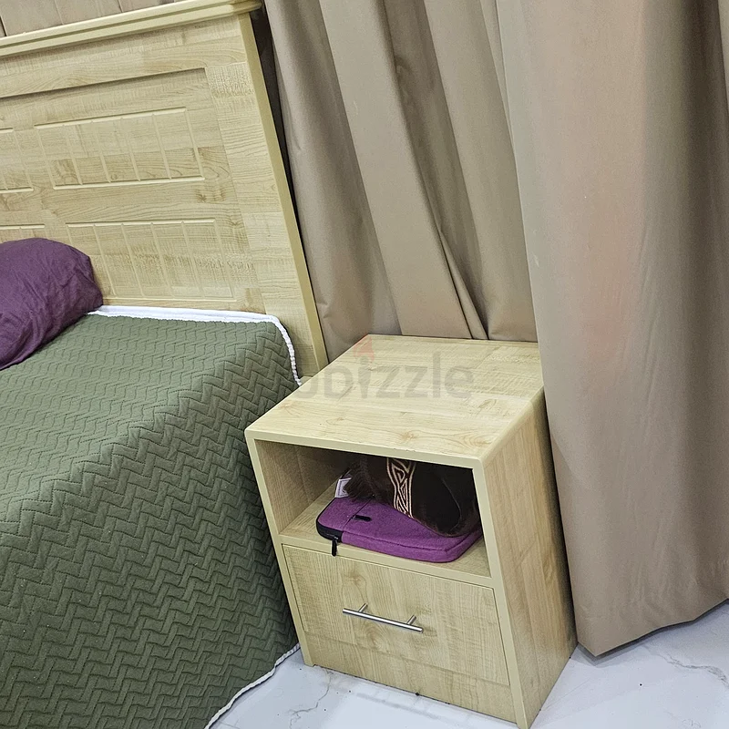 Bedside table for sale63217820148355111
