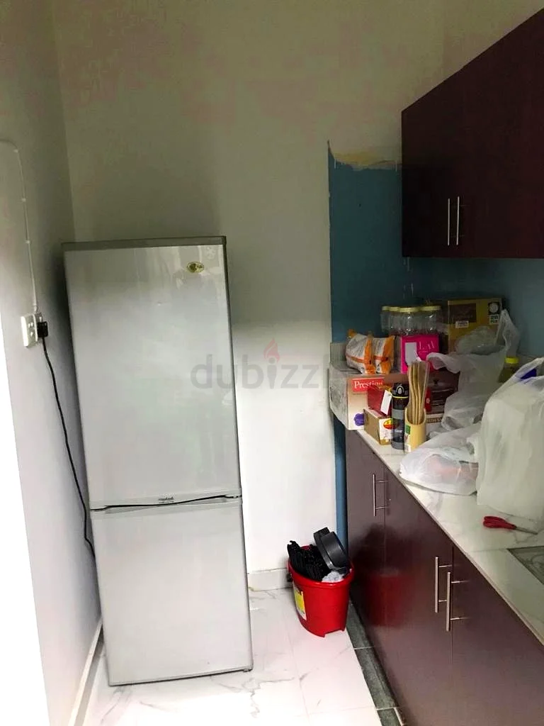 In AL Rashidiya Dubai family room is available attach wash room and kitchen Free Dewa62863787730434113