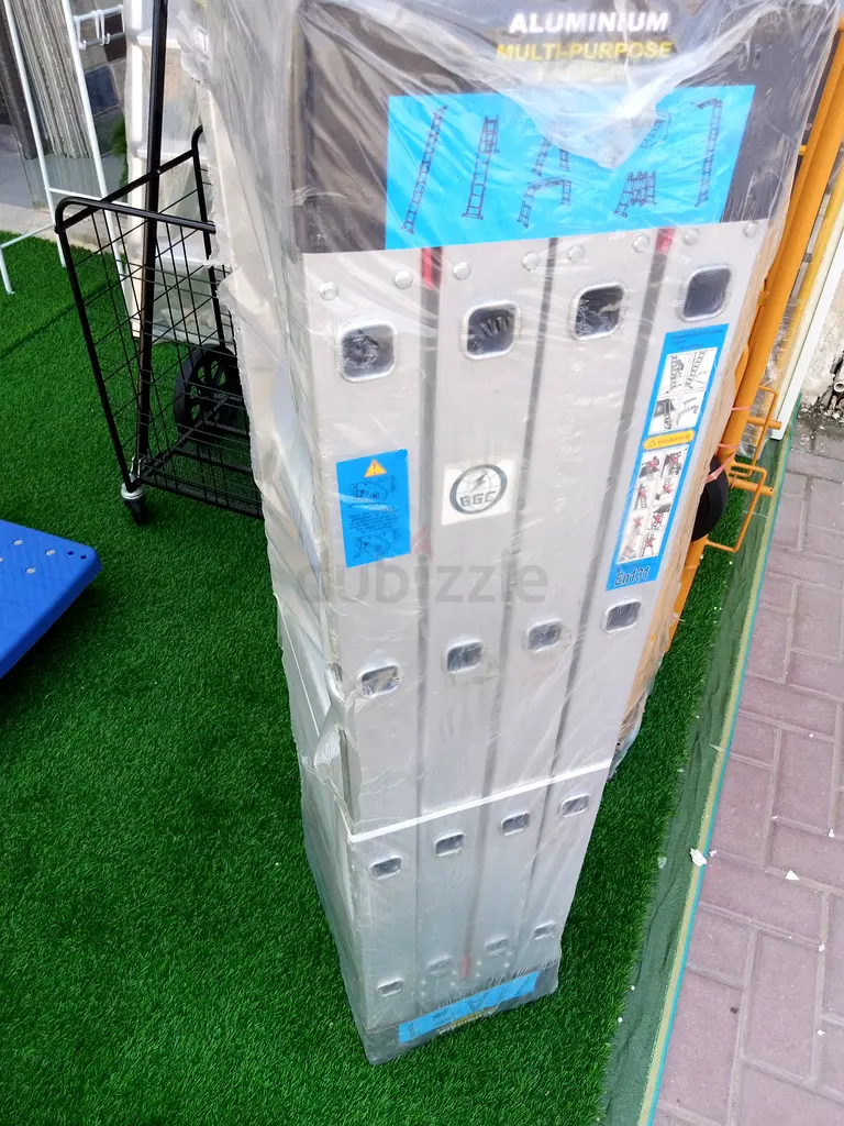 Folding ladder silver 4.7meter