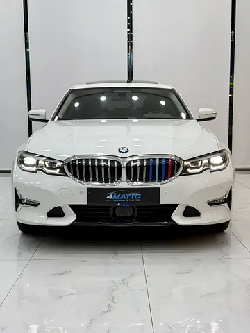 BMW 320i