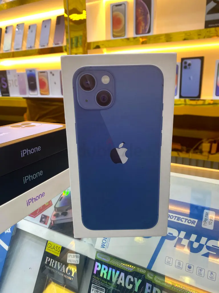iPhone63213939808642112