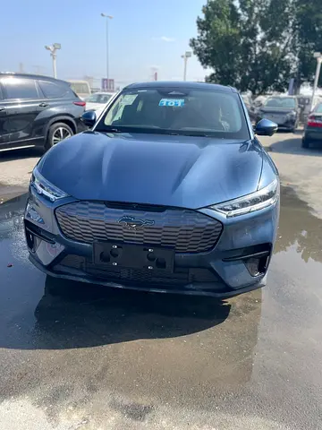 Ford Mustang - Mach E - 2022 - fully loaded