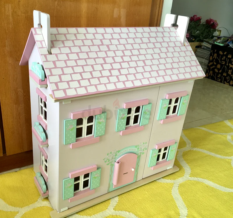 Dollhouse63195108779522112