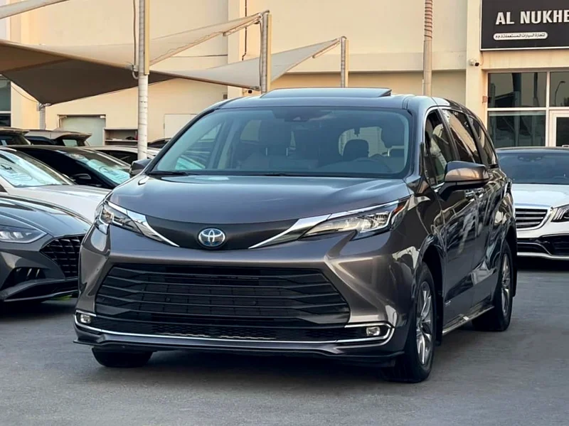TOYOTA - SIENNA - 2021 - XLE - 4-CYLINDER - 2.5L - HYBRID - AMERICAN SPECS - VERY GOOD CONDITION63148650048257111