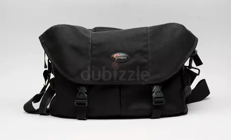 Lowepro Stealth Reporter 500AW photo shoulder bag