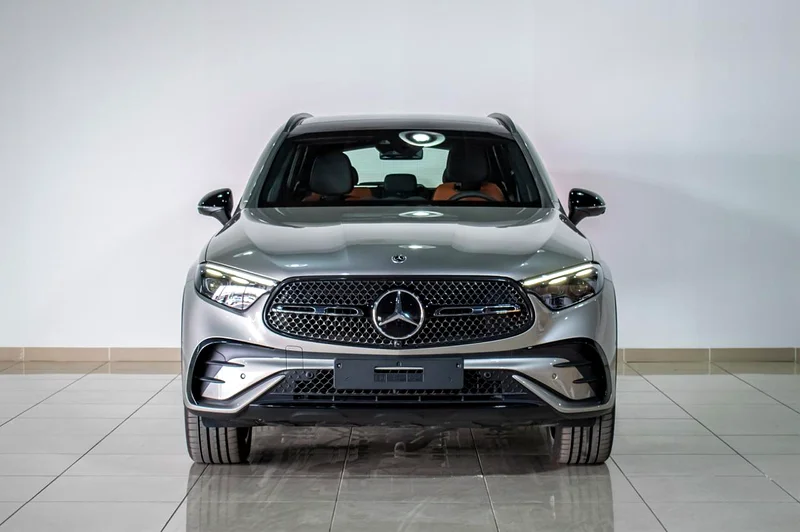 Mercedes GLC200 SUV 2024 Brand New (For Export)63146291460737111