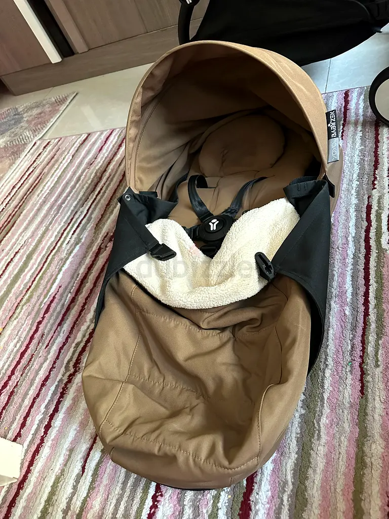 Babyzen yoyo2  stroller perfect condition63205357482369115