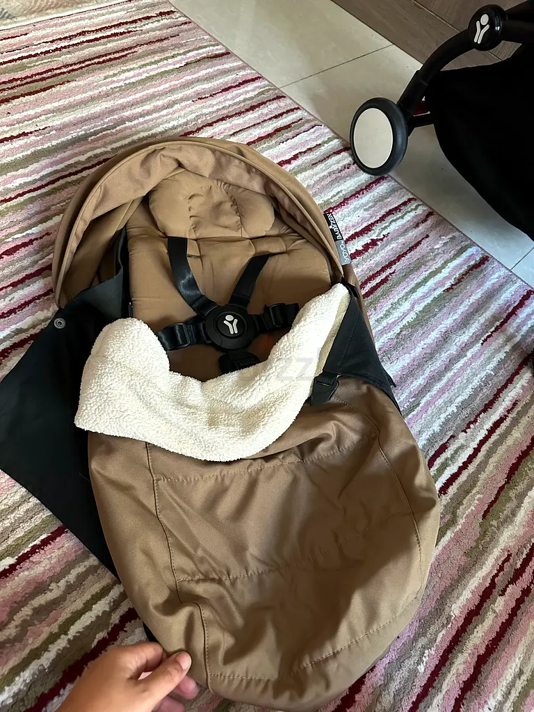 Babyzen yoyo2  stroller perfect condition63205357482369114