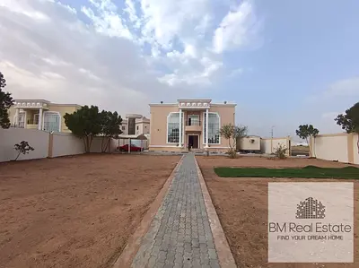 Big Privat Yard L Beautiful Design L Outside Majlis