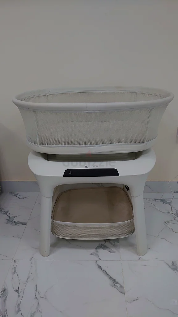 4momes swinging baby cot629296592846091119