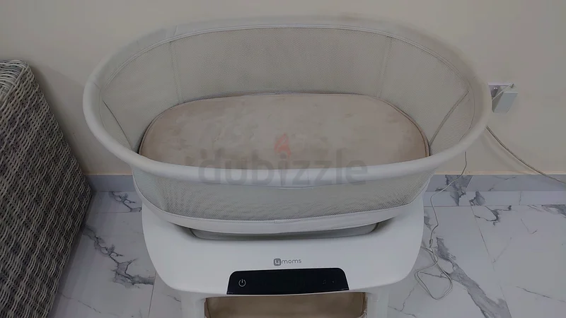 4momes swinging baby cot62929659284609114