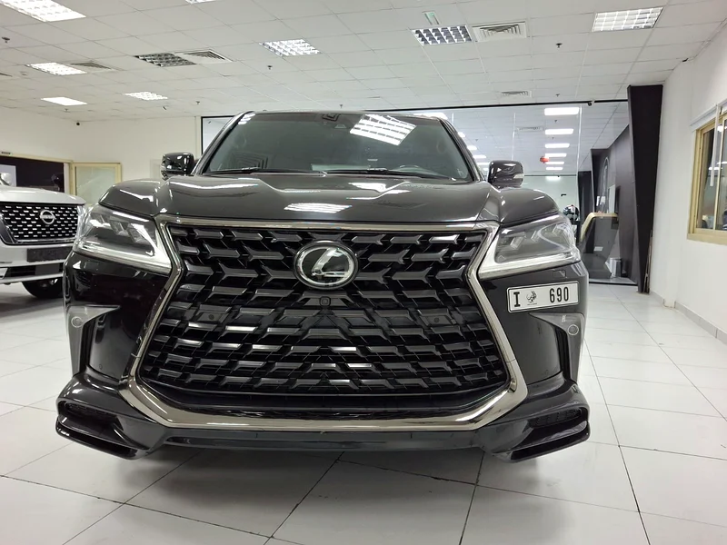 LX 570s Black Edition63150023727618111