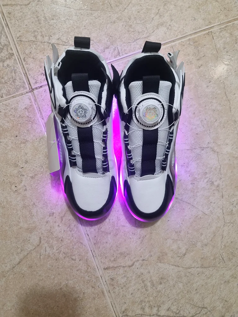 Roller skating shoes63245712776705114