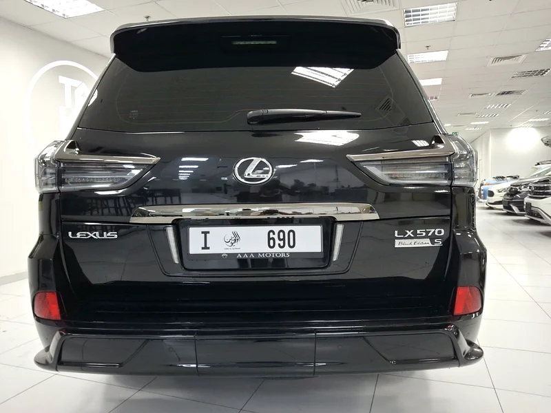 LX 570s Black Edition63150023727618112