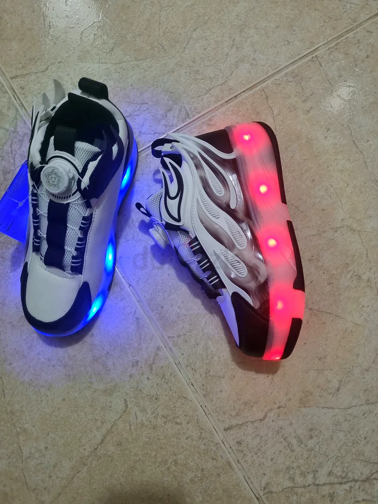 Roller skating shoes63245712776705112