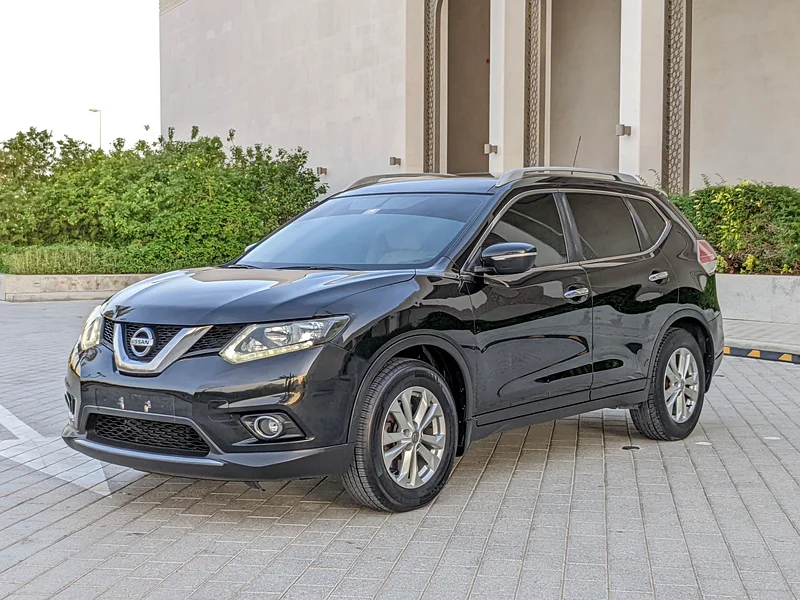 NISSAN X-TRAIL 2015 GCC 4WD IN EXCELLENT CONDITION63167093789570111