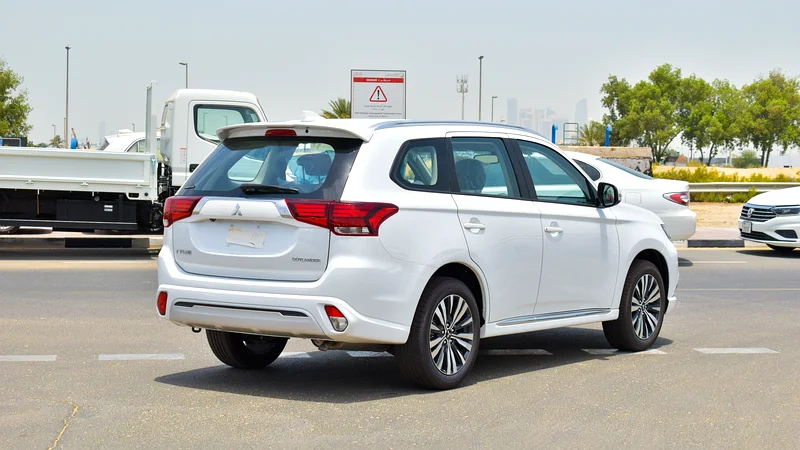Brand New Mitsubishi OutlanderEnjoy 2022 2.0L A/T FWD|Petrol|White/Black|OUTLANDERENJOY| FOR LOCAL |63223817064962113