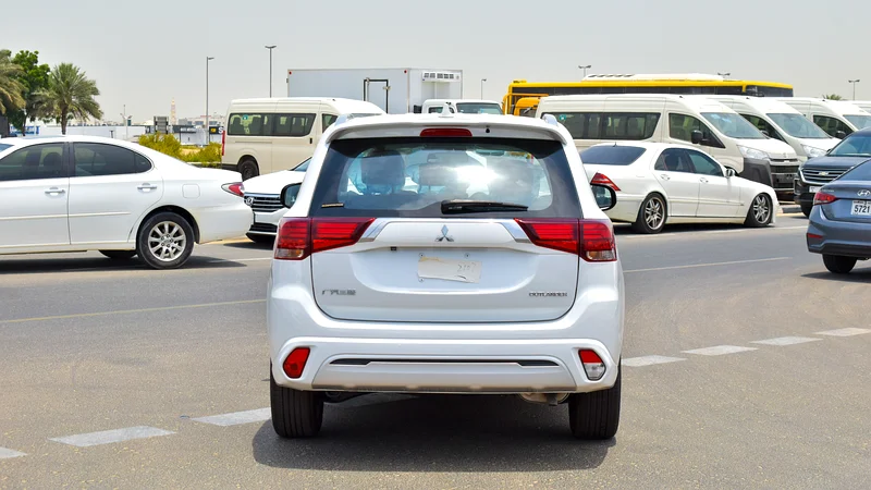 Brand New Mitsubishi OutlanderEnjoy 2022 2.0L A/T FWD|Petrol|White/Black|OUTLANDERENJOY| FOR LOCAL |63223817064962114