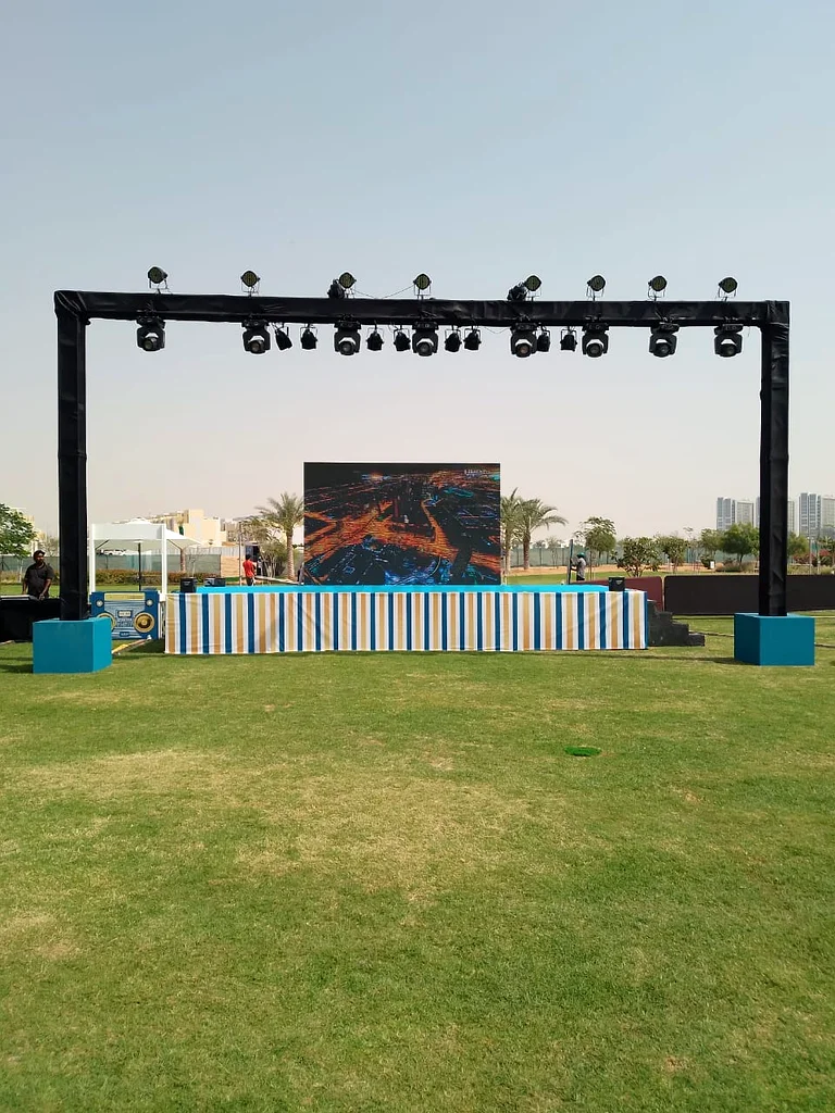 DJ, Sound and Lighting Services62932704010371114