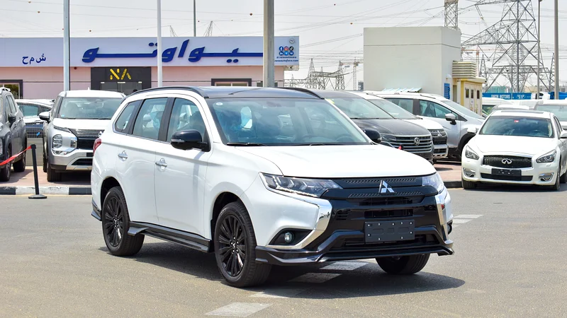 Brand New Mitsubishi OutlanderEnjoy Black Edition 2022 2.4L A/T FWD |White/Black| O-BLACK| FOR LOCAL632238171203851119