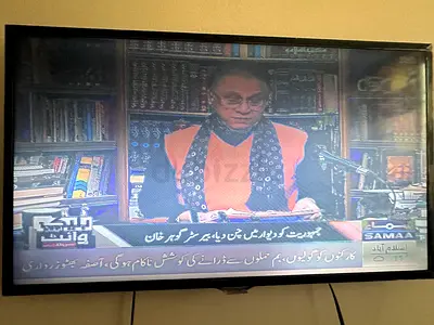 Samsung TV 40 LED - For Sale