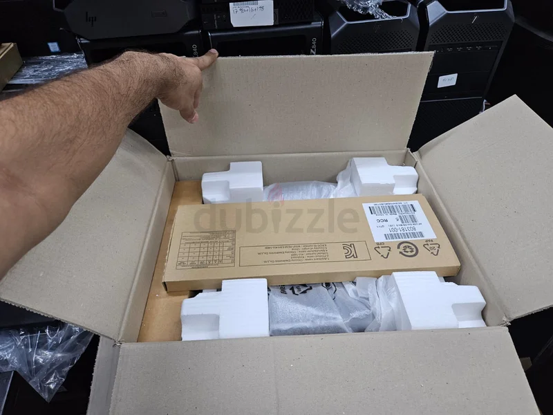 جديد تمامًا إتش بي إيليت ديسك 800 جي 3 إس إف إف - كور i5-6500 بسرعة 3.20 غيغاهرتز - ذاكرة وصول عشوائي DDR4 سعة 16 غيغابايت - وحدة SSD NVME سعة 256 غيغابايت - لوحة مفاتيح - فأرة62931666092674117