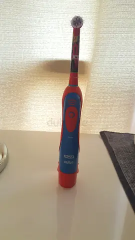OralB kids electronic toothbrush for Aed 60