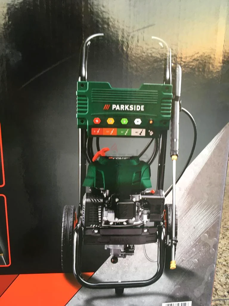 Pressure Washer - Petrol/Gasoline63251897668867114
