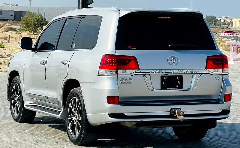 Toyota Land Cruiser GXR V6 Grand Touring 2020 model, agency paint63141657140867113