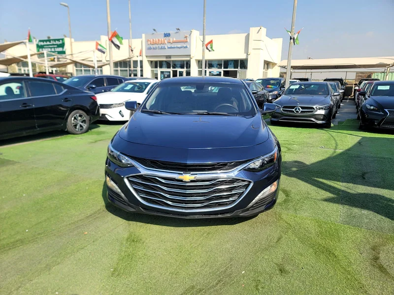 ** 2020 ** Chevrolet Malibu   | Apple Display  ** | ** Mid Option ** | Metallic Blue Color  ** |63172649825665112