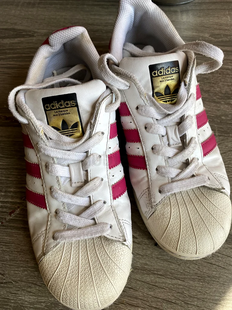 Adidas sports shoe63201172941697111