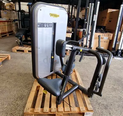 Technogym Low Row, Element -Series- Used