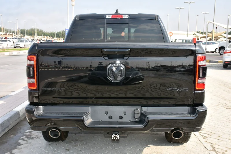 Sports Black Edition | Excellent Condition | V8 | Warranty63231642035586112