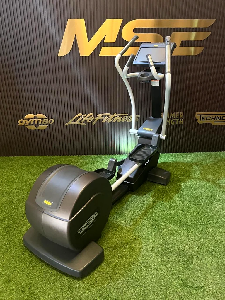 جهاز تقنيم بيضاوي كروسترينيـر، مع شاشة تحكم يونيتي (مستعمل)632431954699541110