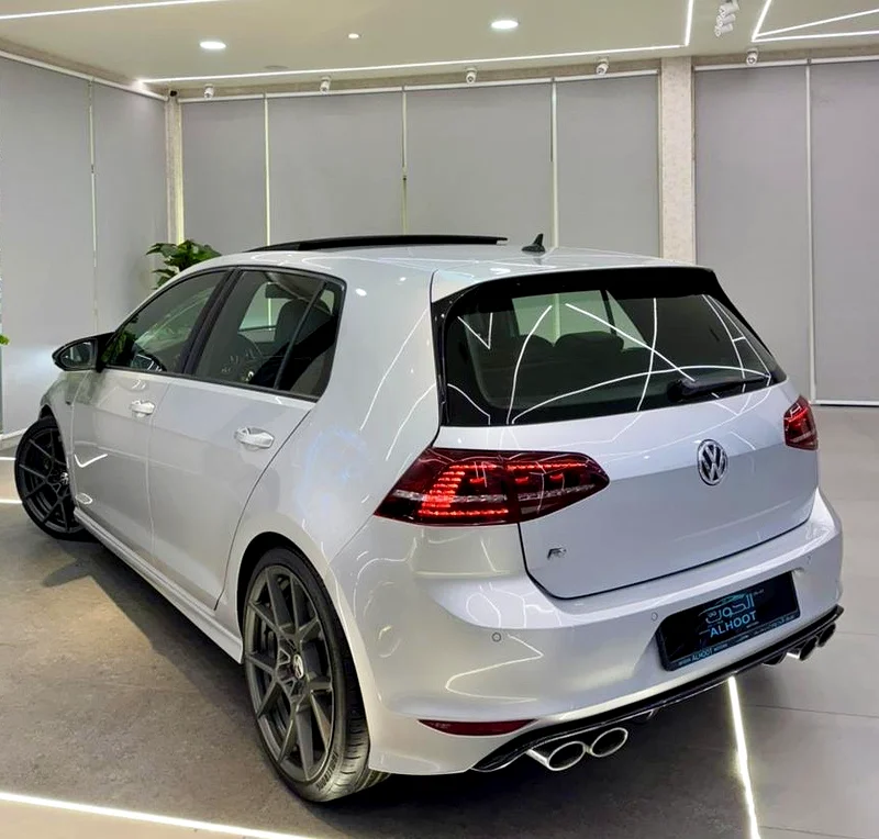 LOVELY VOLKSWAGEN GOLF R || GCC || FULL OPTIONS || AMAZING CAR || LIKE NEW63232619015554114