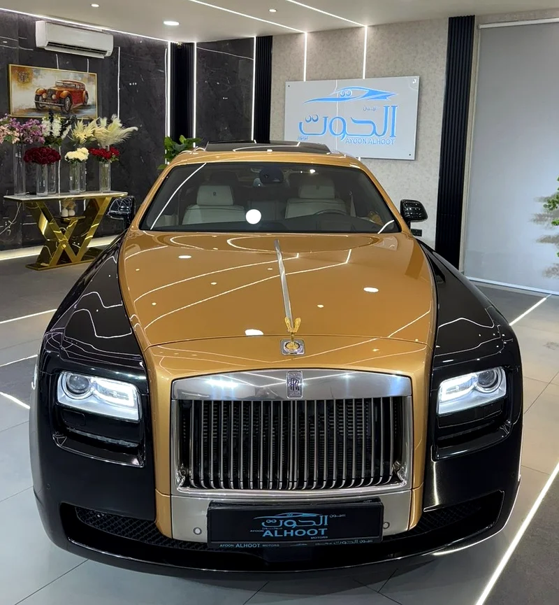ROYAL ROLLS ROYCE GHOST || 4 BUTTONS || GCC ||  F.S.H AT DEALERSHIP || TOP OPTIONS || ACCIDENT FREE63222808322179114
