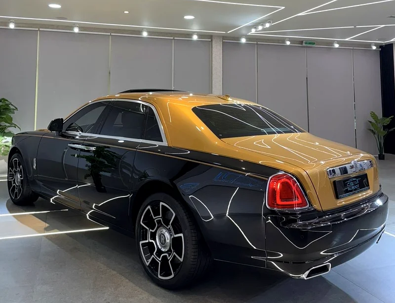 ROYAL ROLLS ROYCE GHOST || 4 BUTTONS || GCC ||  F.S.H AT DEALERSHIP || TOP OPTIONS || ACCIDENT FREE63222808322179113
