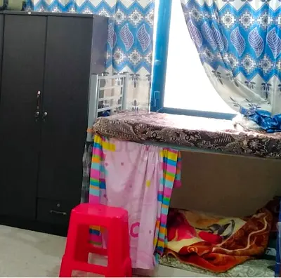 Bedspace for Pakistani Bachelors