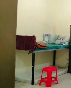 Bedspace for Pakistani