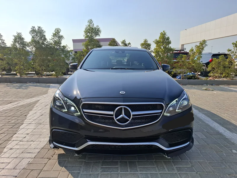 Mercedes-Benz E220d 2016 full option with 63,000 km63159256754051111