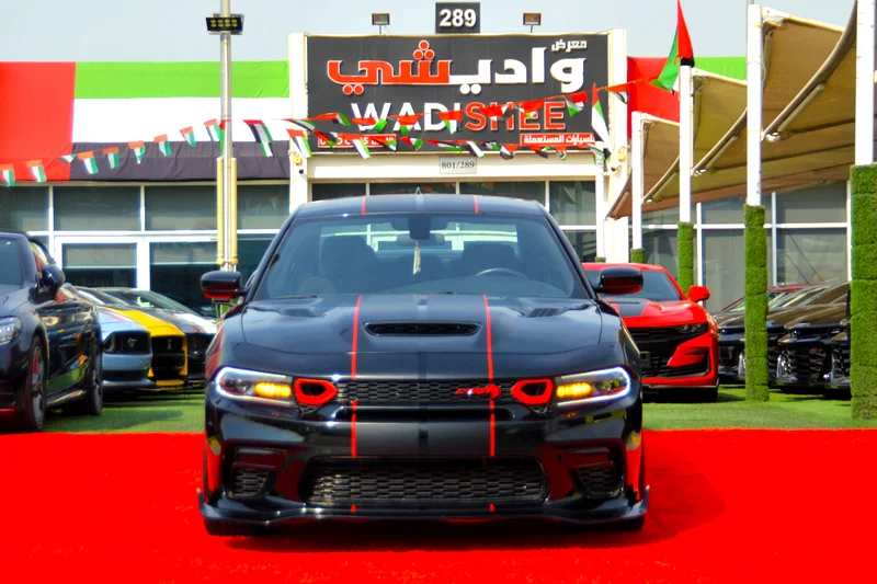 شاحن //2023 //مجموعة SRT - عجلات SRT بحالة جيدة63158802838017111
