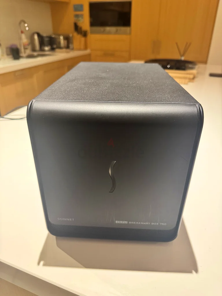 EGPU BreakawayBox550 + RADEON RX580（RX 580 External GPU