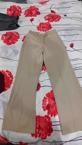 Bershka Beige Trousers Size 26